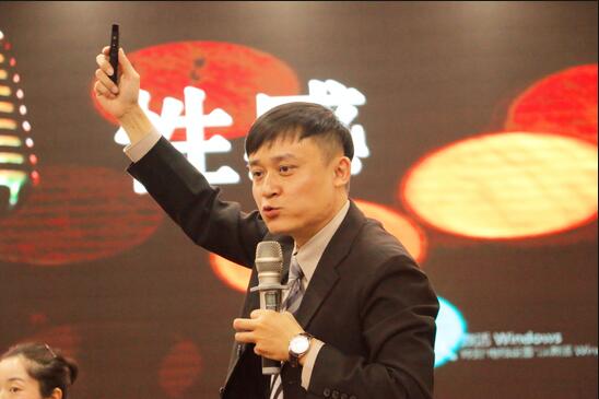 周老師 領(lǐng)袖演說與團(tuán)隊(duì)復(fù)制.jpg